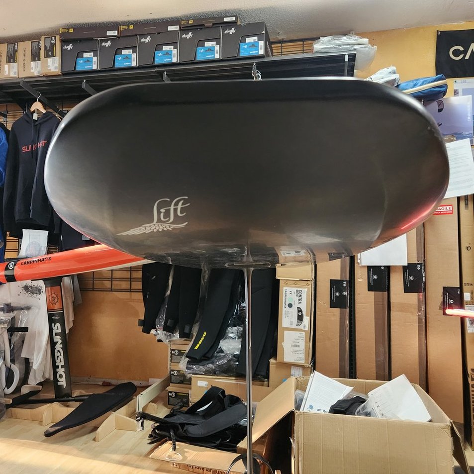 Lift3 Efoil USED with NEW Gen4 battery and NEW hand controller.