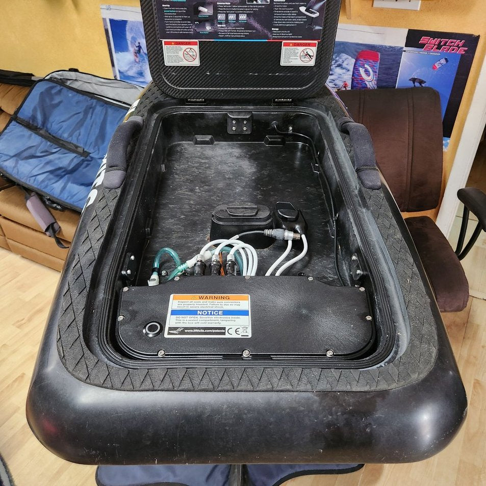 Lift3 Efoil USED with NEW Gen4 battery and NEW hand controller.