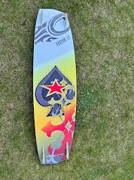 Cabrinha Custom 138 Kiteboard with Sync bindings