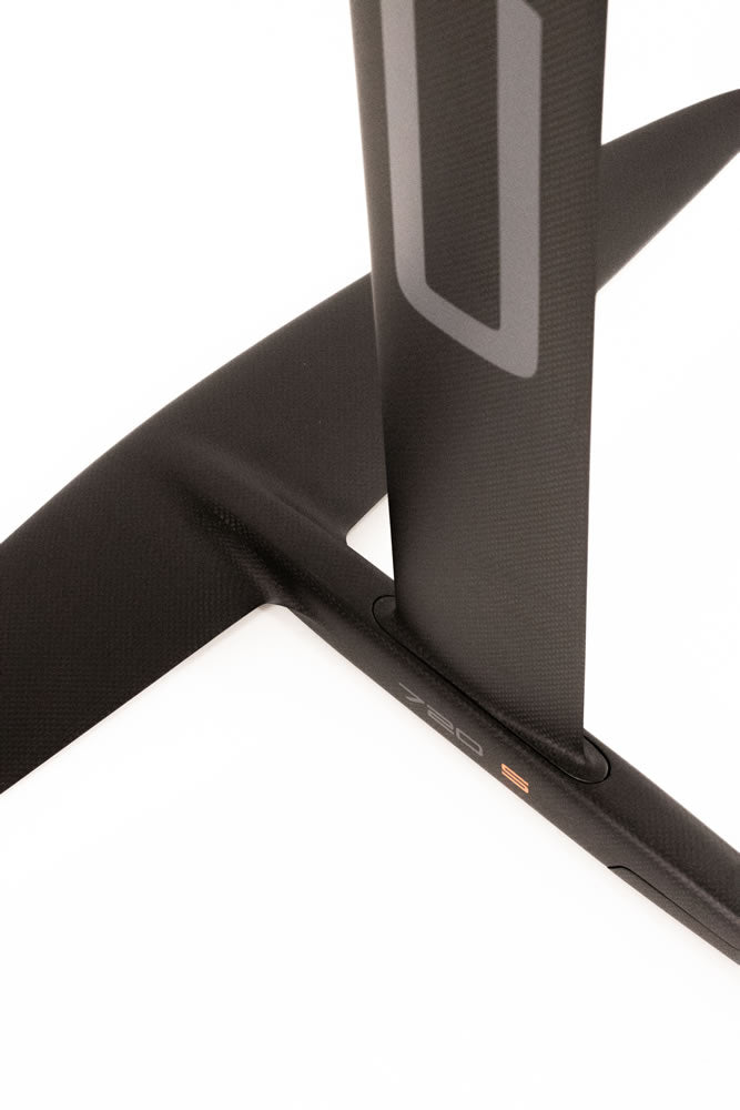 Code Foils High Modulus Mast