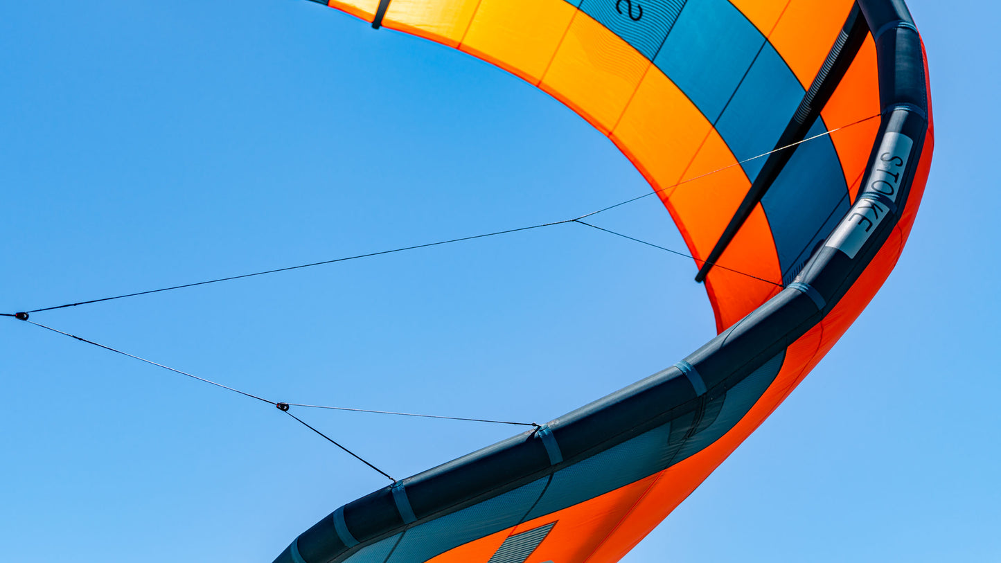 Flysurfer Stoke Kiteboarding kite pulley- assisted bridle system.