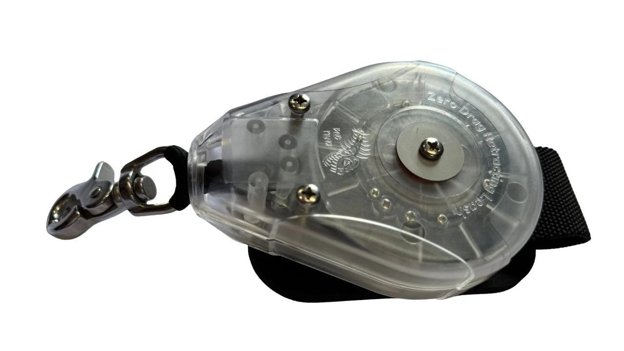 Zero Drag Retracting Leash System