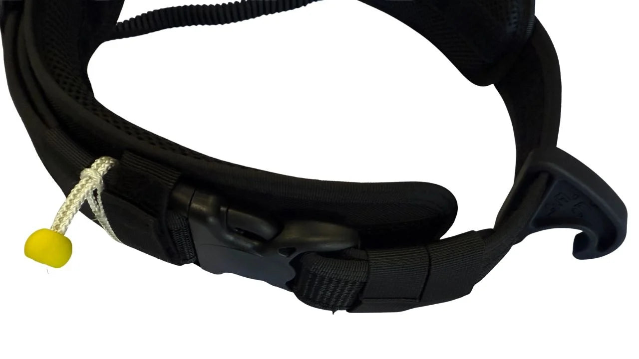 Zero Drag Retracting Leash System